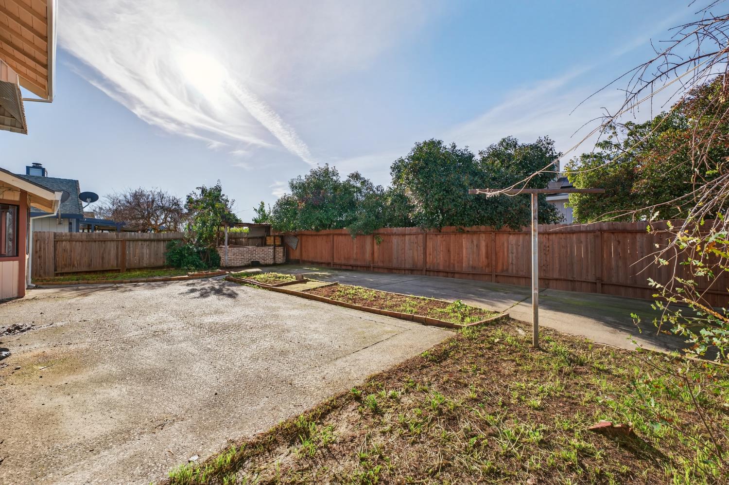 622 Q Street Lincoln, CA 95648 - Photo 22 of 25 a view of a backyard