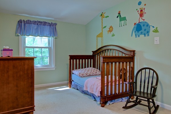 52 Londonderry Road Framingham, MA 01701 - Photo 20 of 30 Gallery Image 20