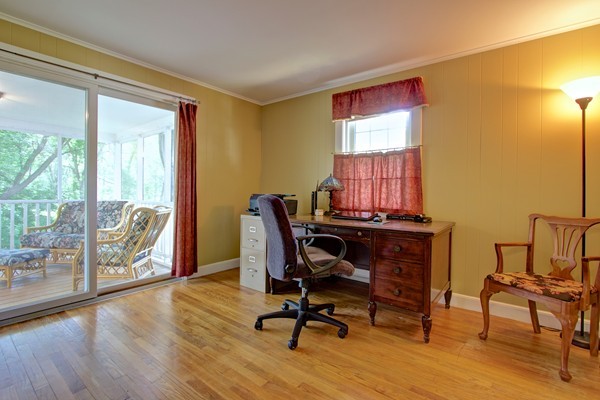 52 Londonderry Road Framingham, MA 01701 - Photo 23 of 30 Gallery Image 23