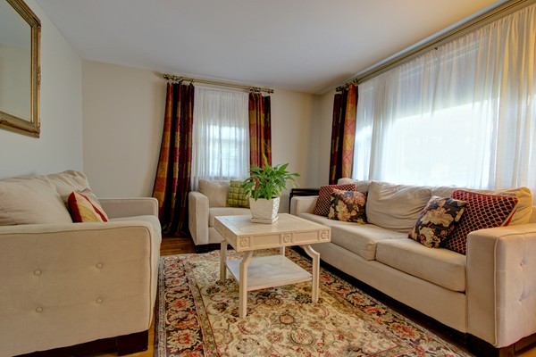 52 Londonderry Road Framingham, MA 01701 - Photo 8 of 30 Gallery Image 8