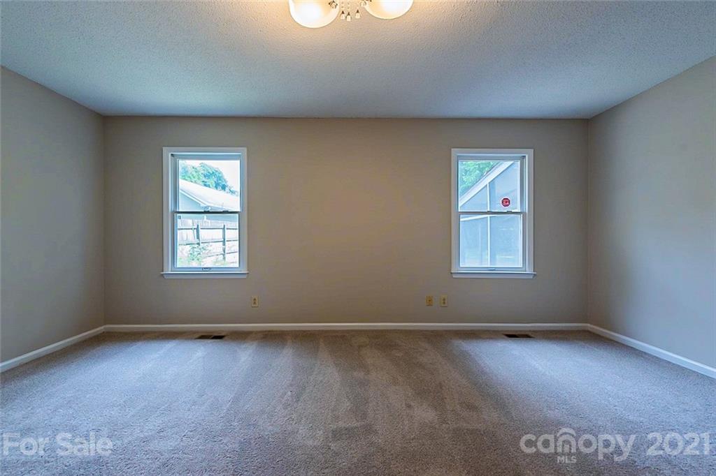 6316 Robinson Church Road Charlotte, NC 28215 - Photo 12 of 17 Gallery Image 12