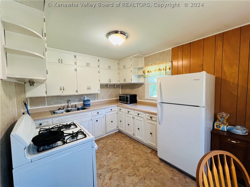 5150 Flatwoods Road Ravenswood, WV 26164 - Photo 3 of 22 Gallery Image 3