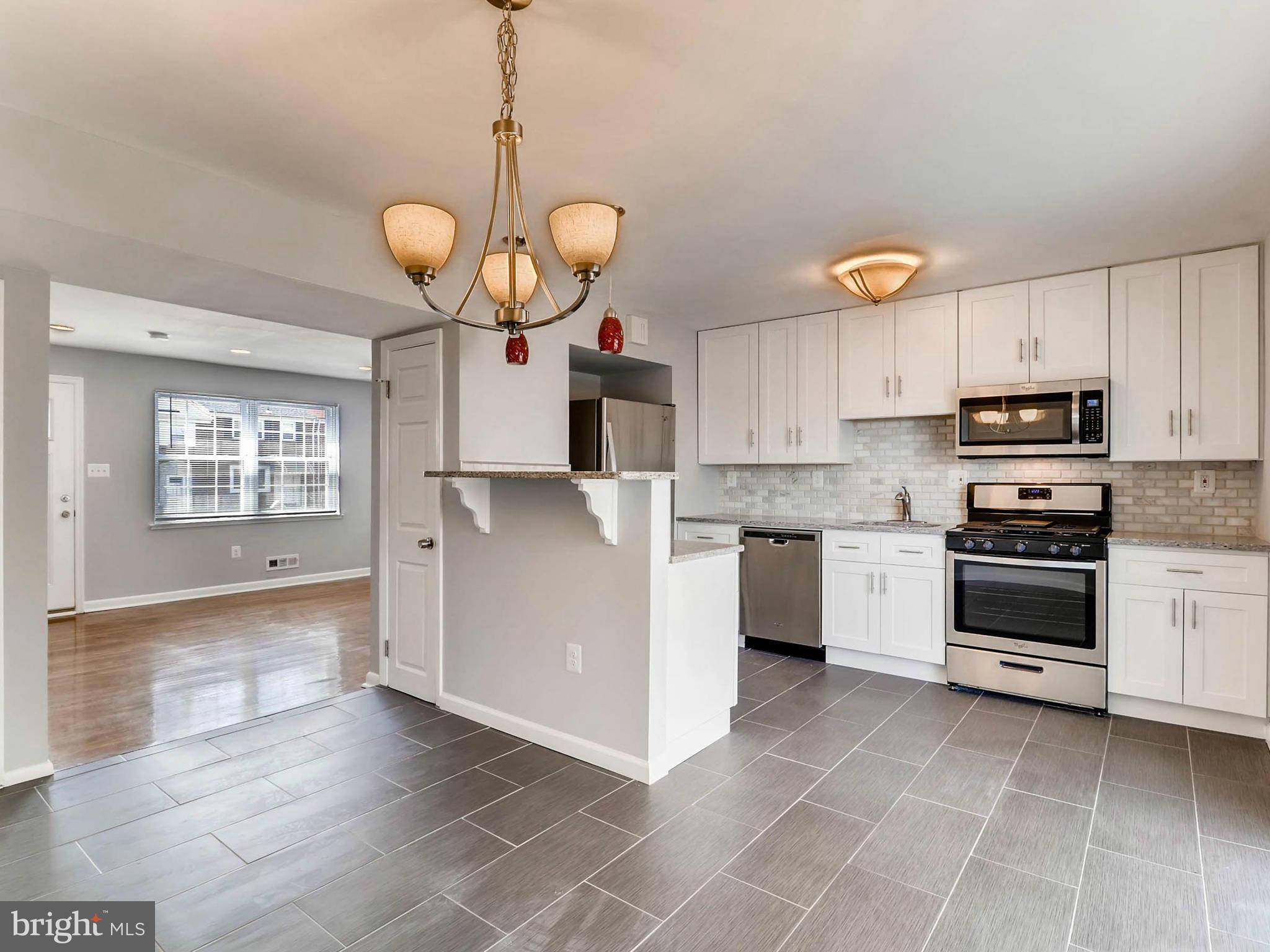 4792 Melbourne Road Baltimore, MD 21229 - Photo 2 of 28 Kitchen