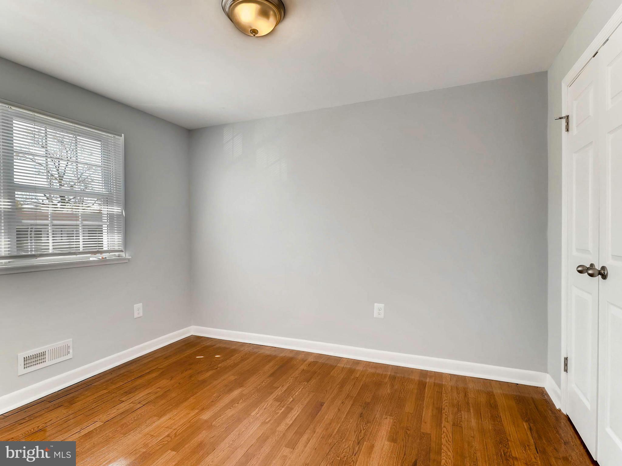4792 Melbourne Road Baltimore, MD 21229 - Photo 13 of 28 Bedroom