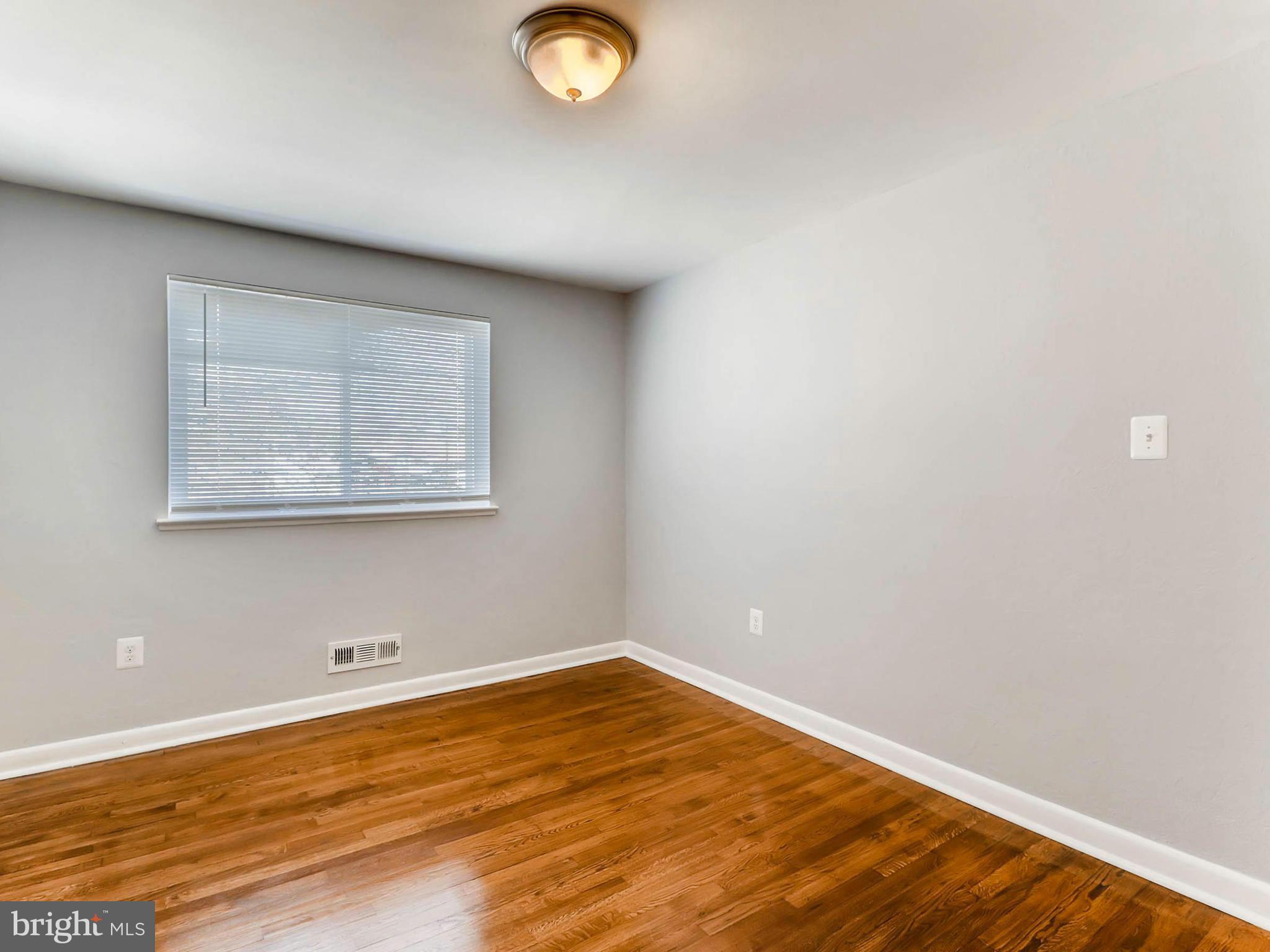 4792 Melbourne Road Baltimore, MD 21229 - Photo 19 of 28 Bedroom