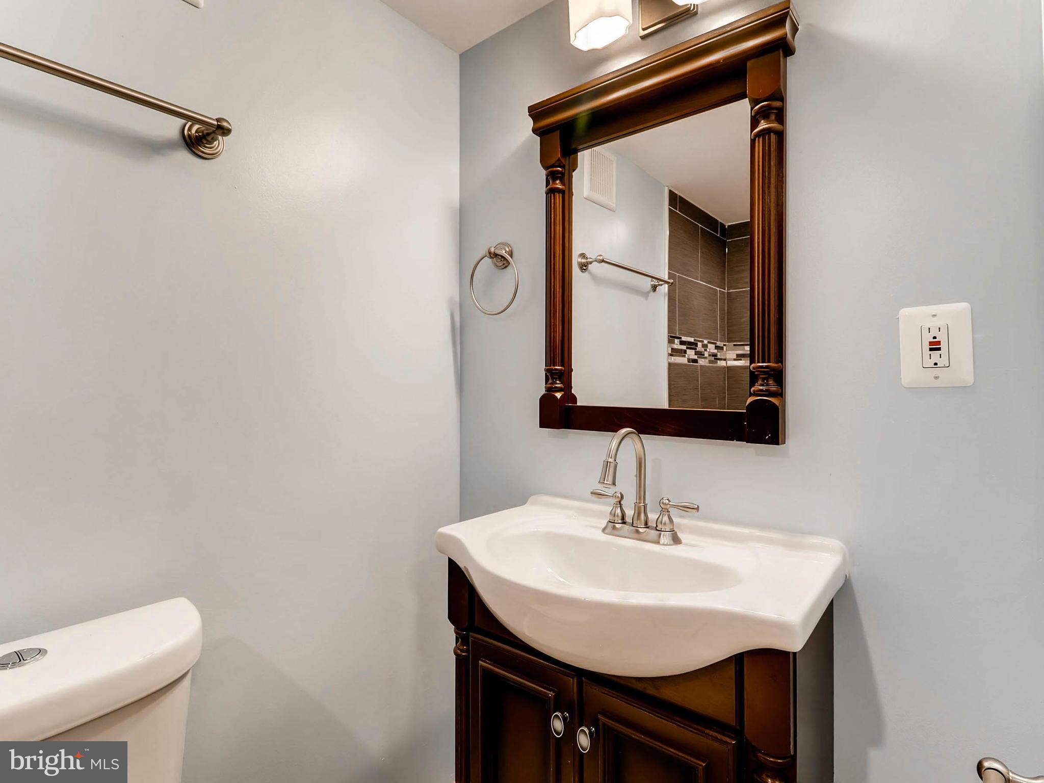 4792 Melbourne Road Baltimore, MD 21229 - Photo 25 of 28 Bath