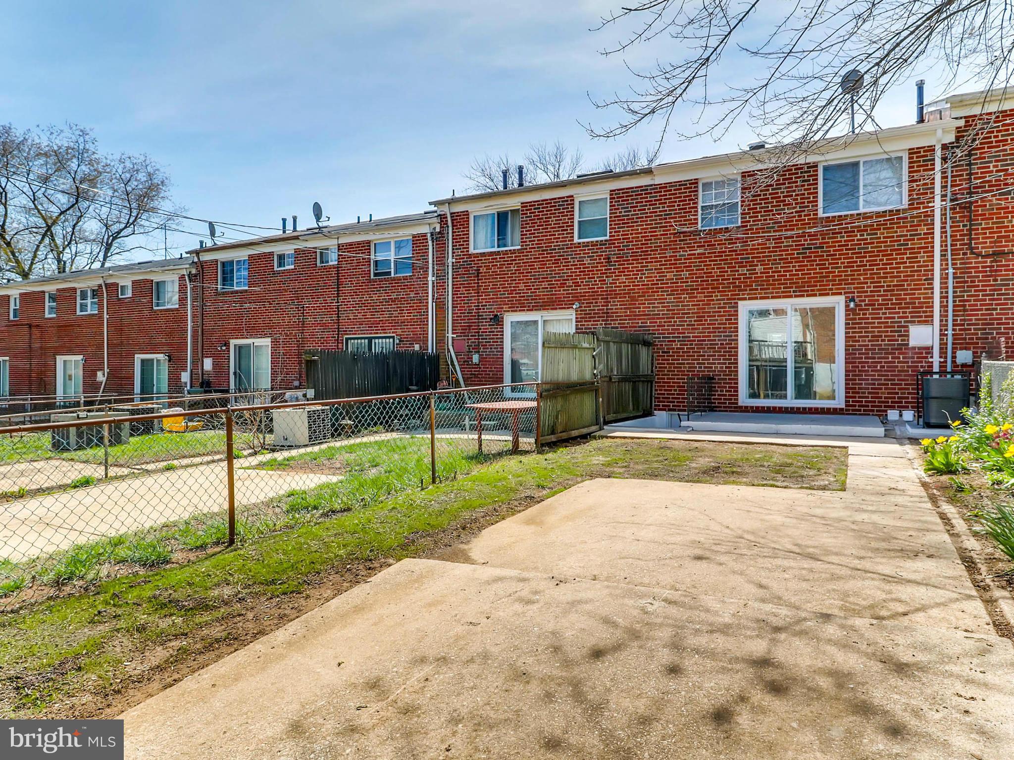 4792 Melbourne Road Baltimore, MD 21229 - Photo 27 of 28 Exterior (Rear)