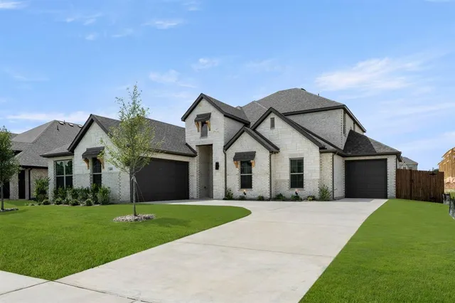 $544,900 | 4809 Nomad Drive, Midlothian, TX 76065