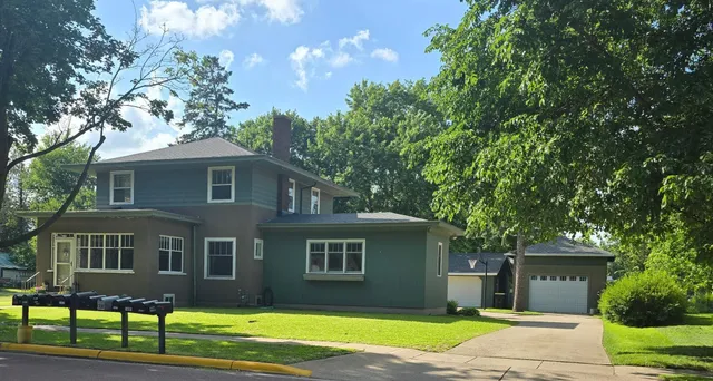 $274,900 | 1319 3rd Avenue, Mountain Lake, MN 56159