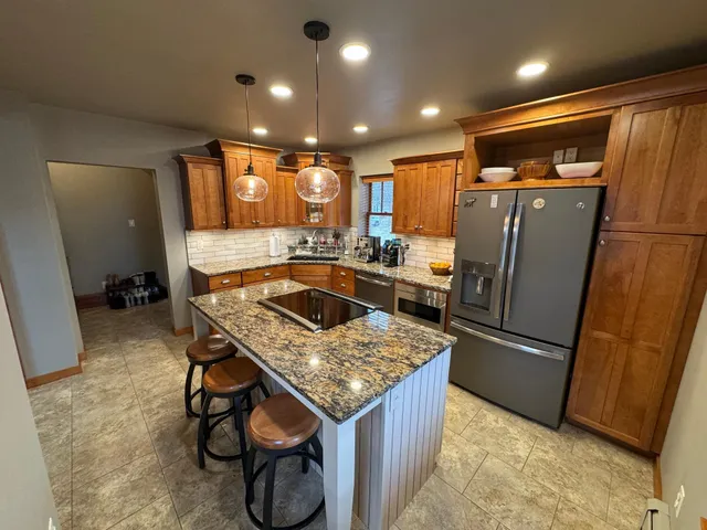 $274,900 | 1319 3rd Avenue, Mountain Lake, MN 56159