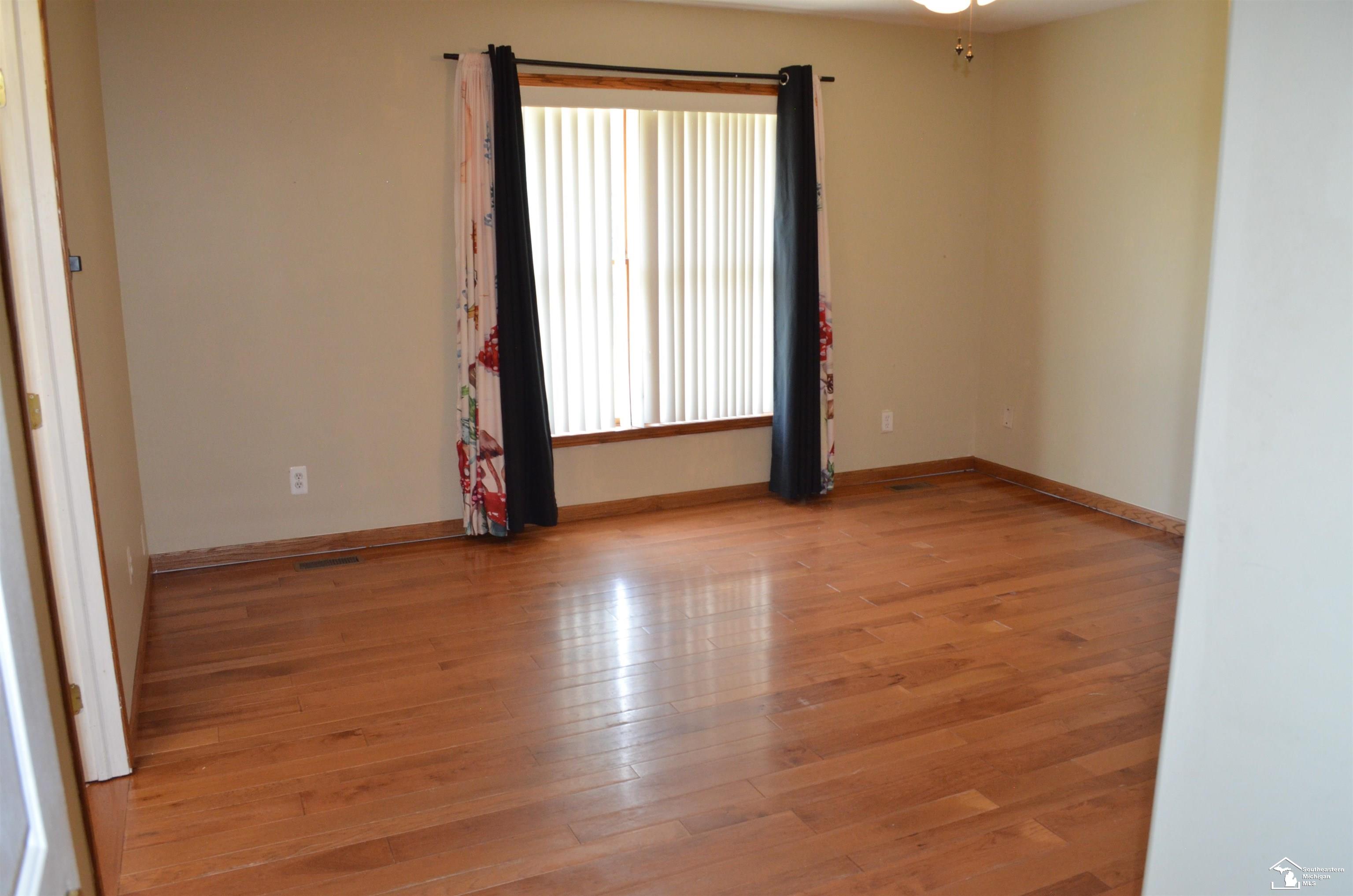 2977 Oakley Road Stockbridge, MI 49285 - Photo 18 of 34
