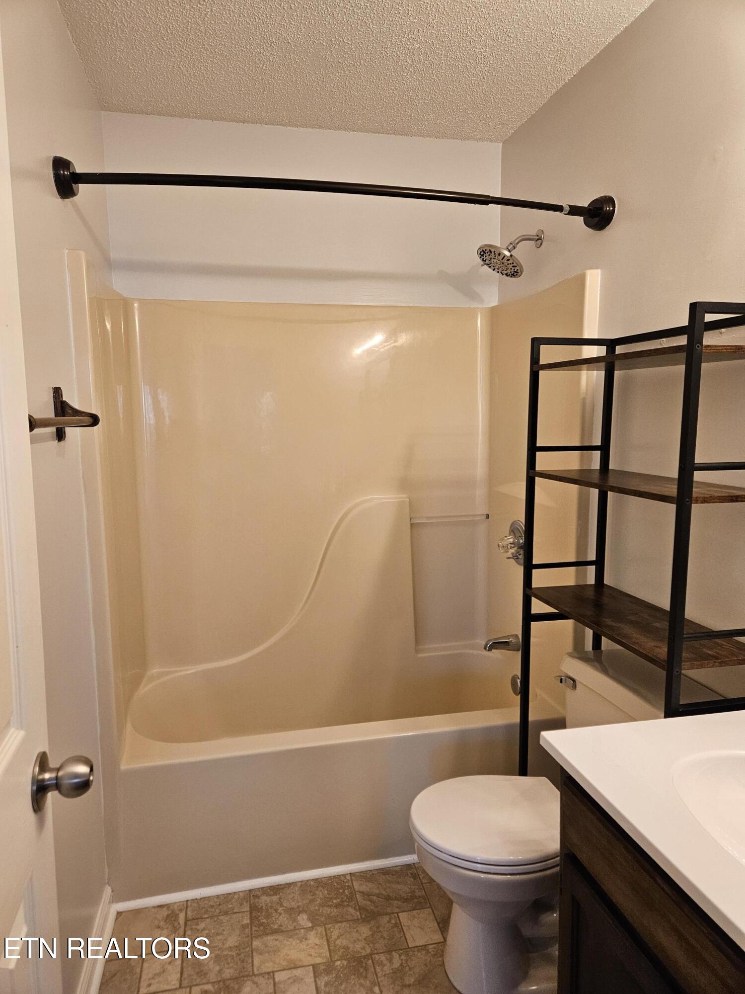 1802 Highland Road Maryville, TN 37801 - Photo 33 of 43 20260328_140200