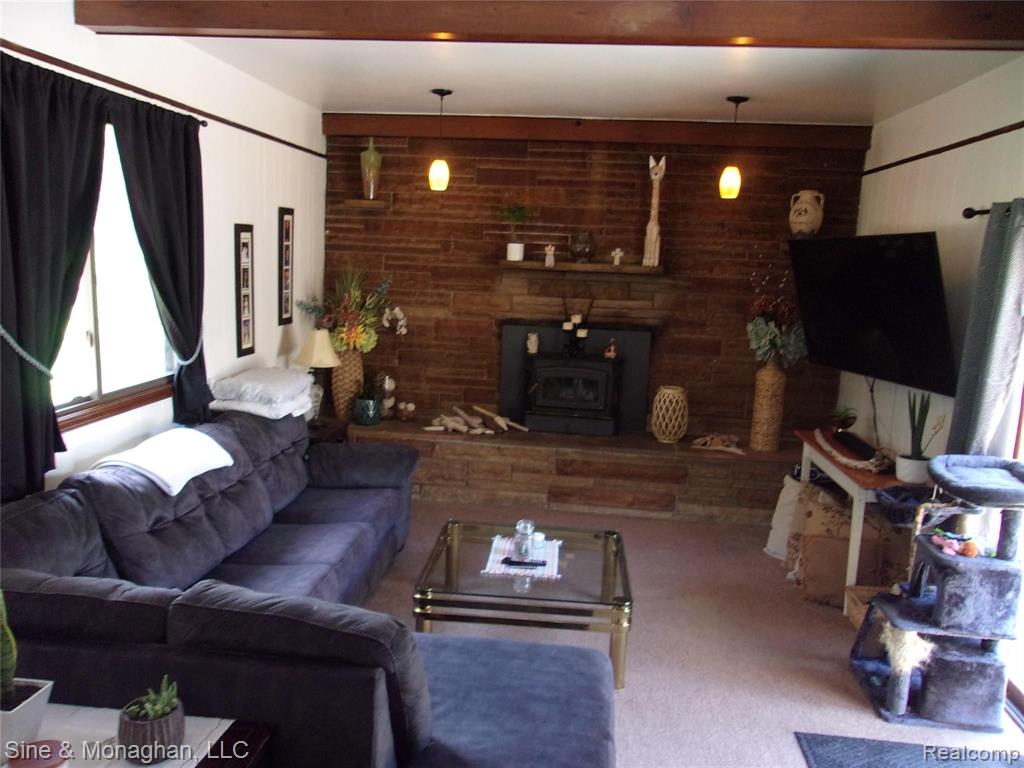 9324 Field Road Algonac, MI 48001 - Photo 23 of 40