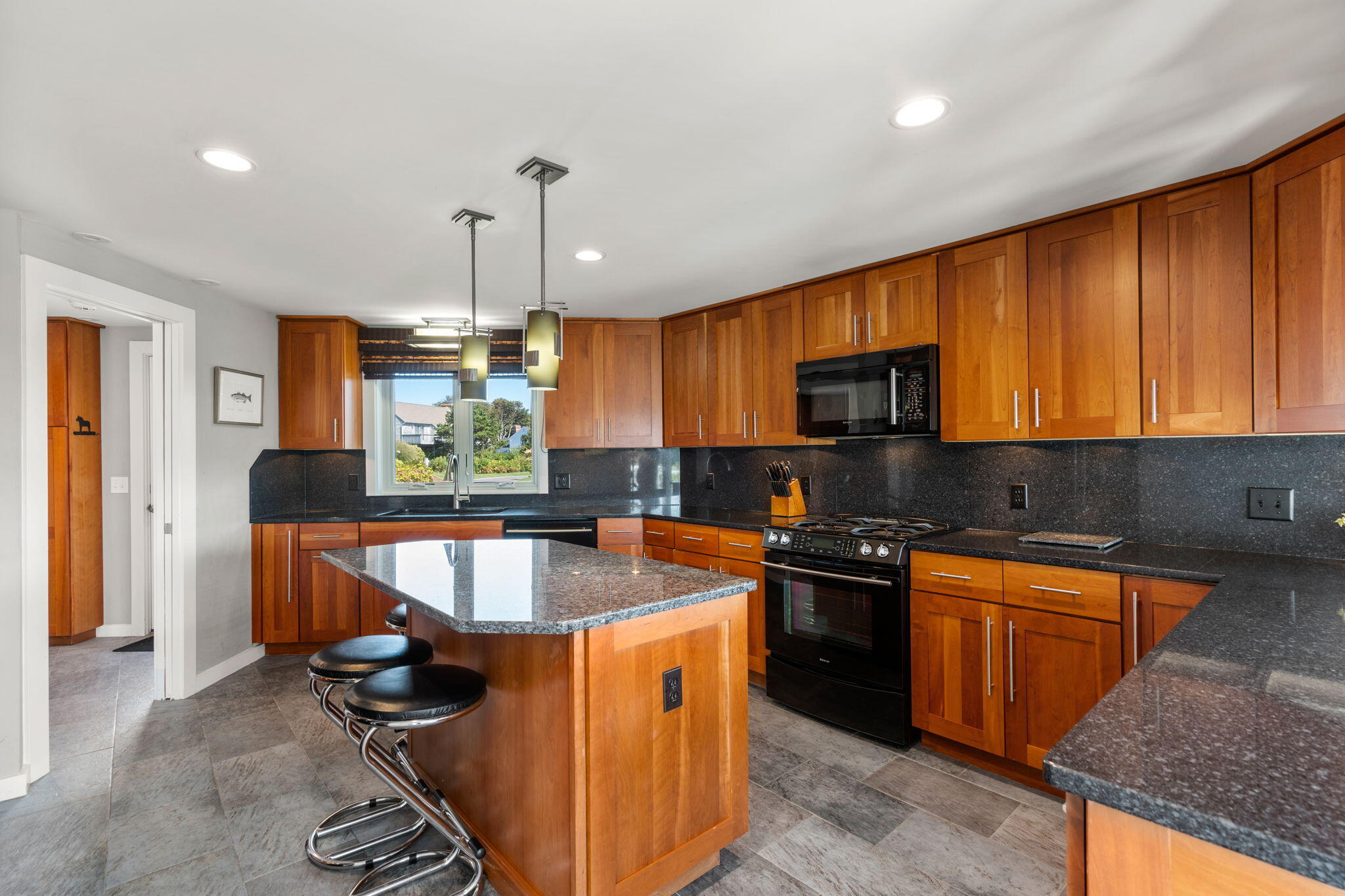 18 Rachel Road West Yarmouth, MA 02673 - Photo 14 of 58 Image (17 of 71)