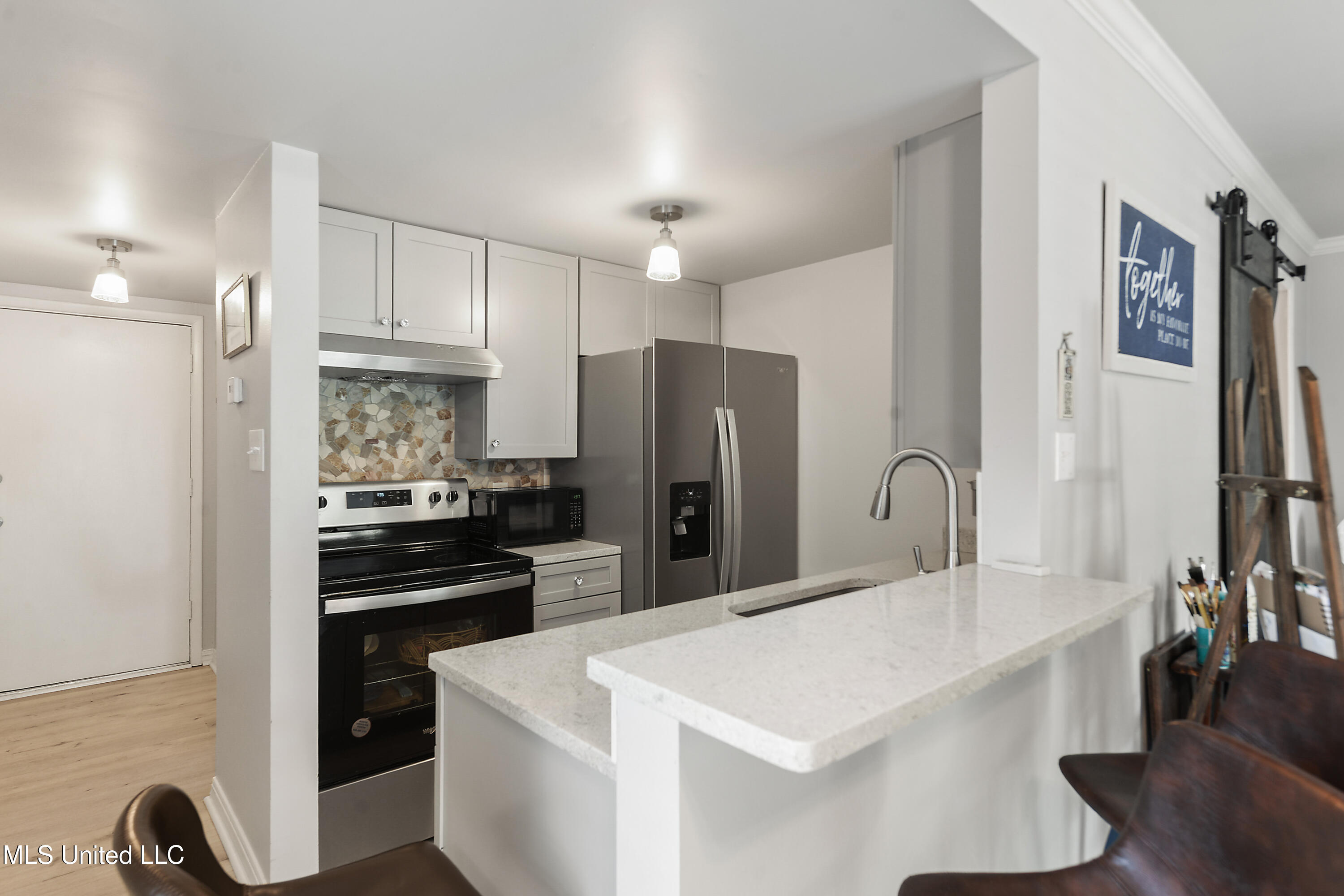 129 Molokai, Unit G Diamondhead, MS 39525 - Photo 3 of 21 006