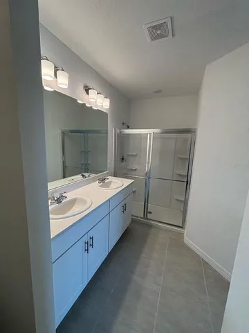 $2,100 | 5692 Le Marin Way, Kissimmee, FL 34758