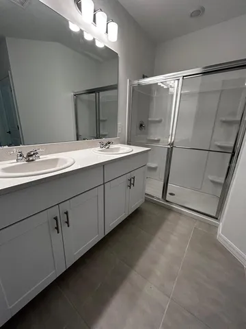 $2,100 | 5692 Le Marin Way, Kissimmee, FL 34758