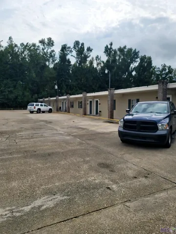 $950 | 1612 Coontrap Road, Unit 26, Gonzales, LA 70737