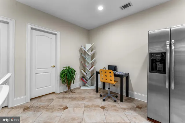 $2,500 | 43176 Tall Pines Court, Ashburn, VA 20147