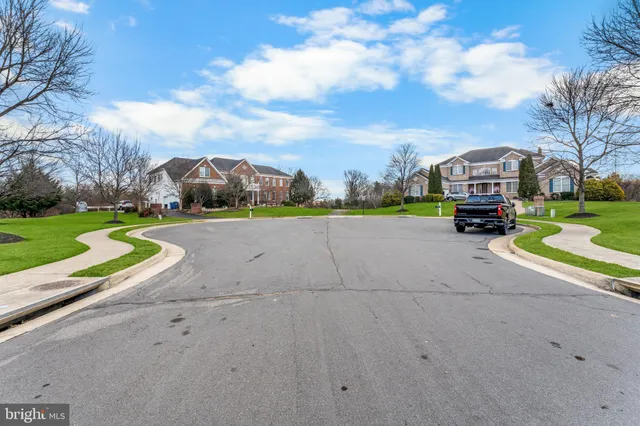 $2,500 | 43176 Tall Pines Court, Ashburn, VA 20147