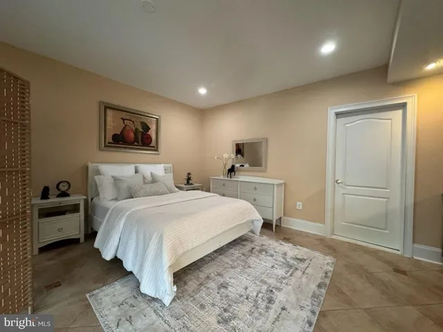 $2,500 | 43176 Tall Pines Court, Ashburn, VA 20147