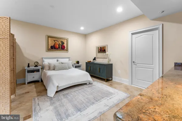 $2,500 | 43176 Tall Pines Court, Ashburn, VA 20147