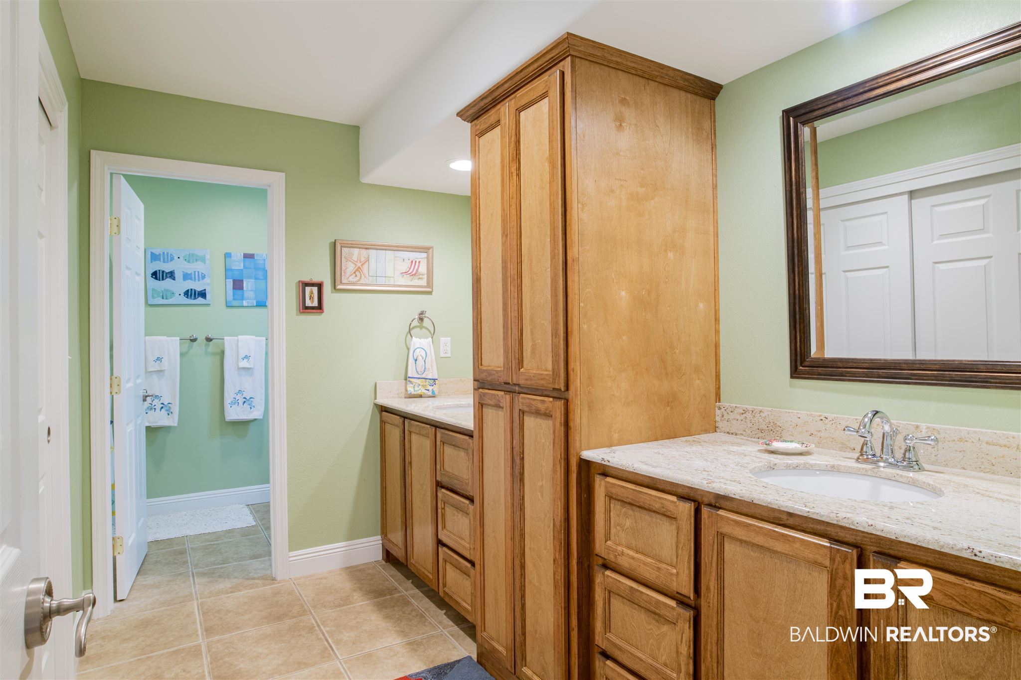 329 West Fort Morgan Road Gulf Shores, AL 36542 - Photo 5 of 26 Upstairs Hall Bathroom