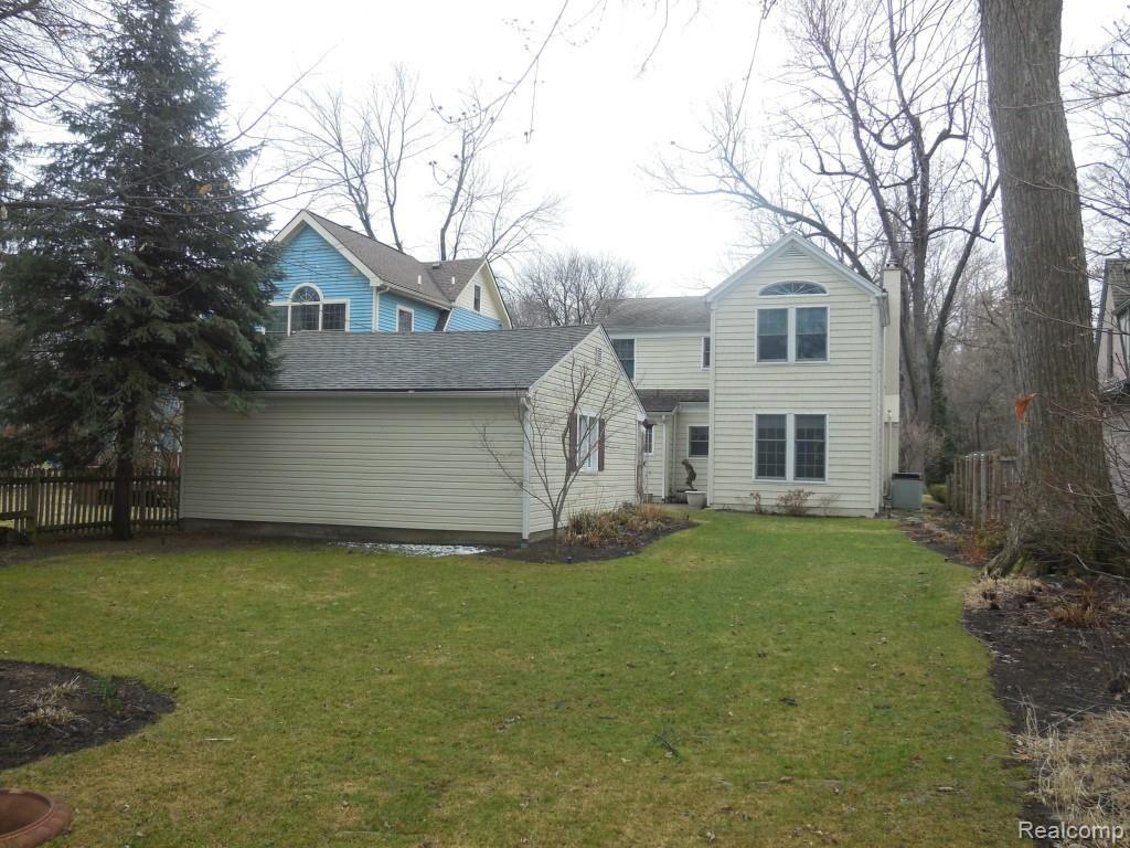 172 Moran Road Grosse Pointe, MI 48236 - Photo 29 of 30 008.jpg