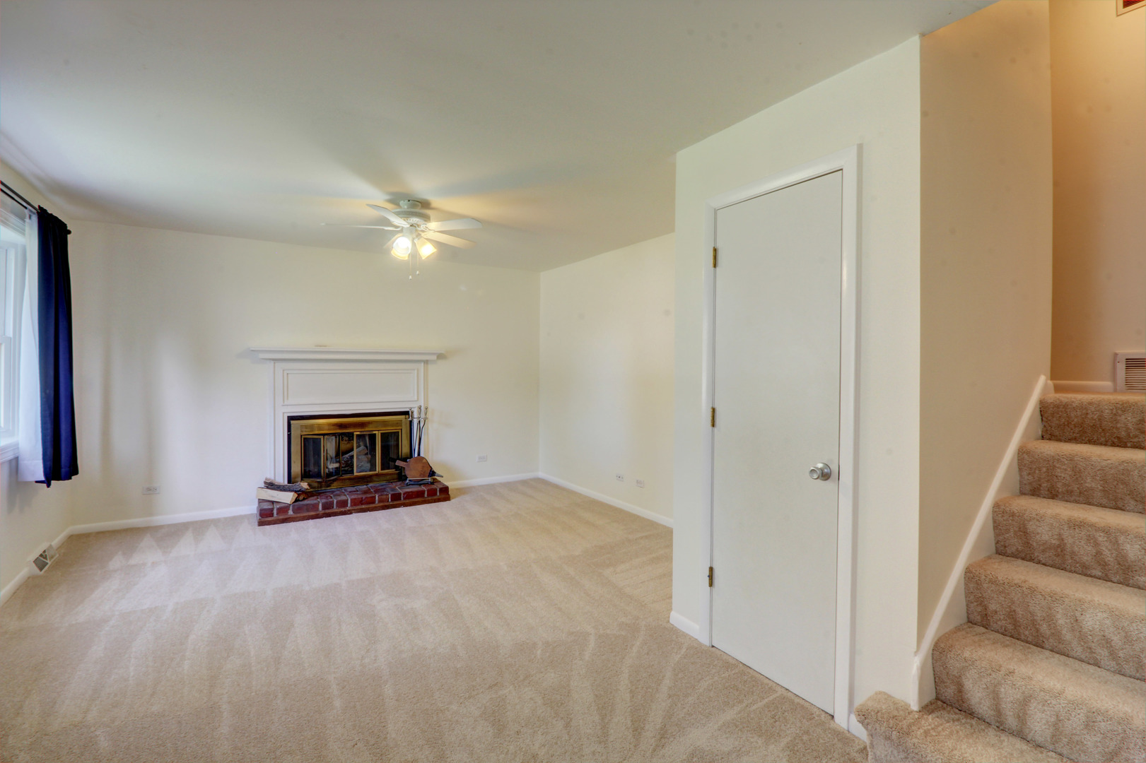 1348 Terry Road Glendale Heights, IL 60139 - Photo 2 of 16