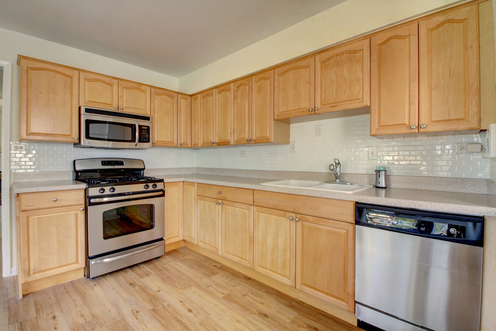 1348 Terry Road Glendale Heights, IL 60139 - Photo 7 of 16