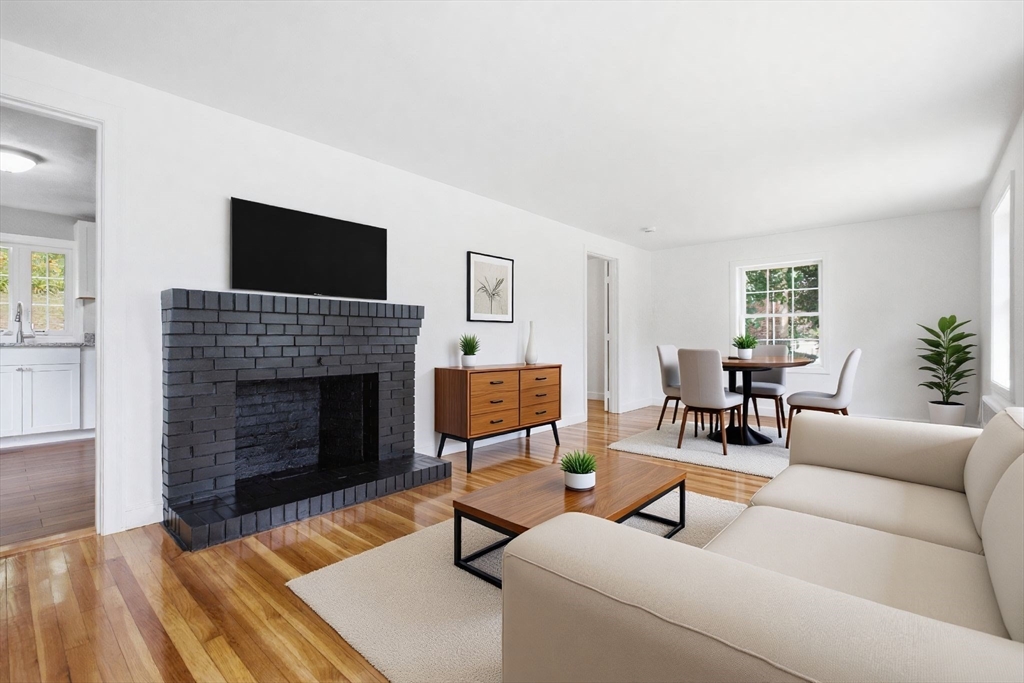 270 Cambridge Road Woburn, MA 01801 - Photo 5 of 11