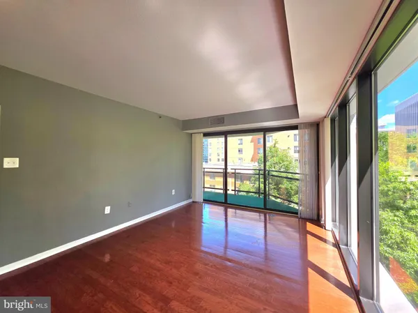 $2,950 | 1530 Key Boulevard, Unit 532, Arlington, VA 22209