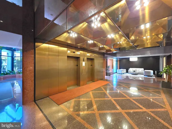$2,950 | 1530 Key Boulevard, Unit 532, Arlington, VA 22209