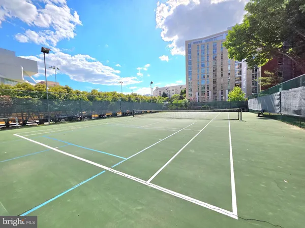 $2,950 | 1530 Key Boulevard, Unit 532, Arlington, VA 22209