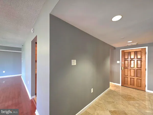 $2,950 | 1530 Key Boulevard, Unit 532, Arlington, VA 22209
