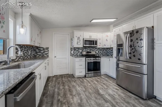 $399,000 | 20680 Boca Chica Heights, Fountain, CO 80817