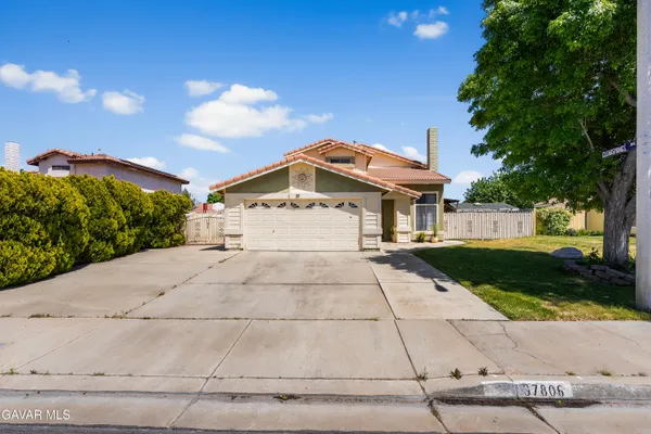 $519,800 | 37806 Sulphur Springs Road, Palmdale, CA 93552