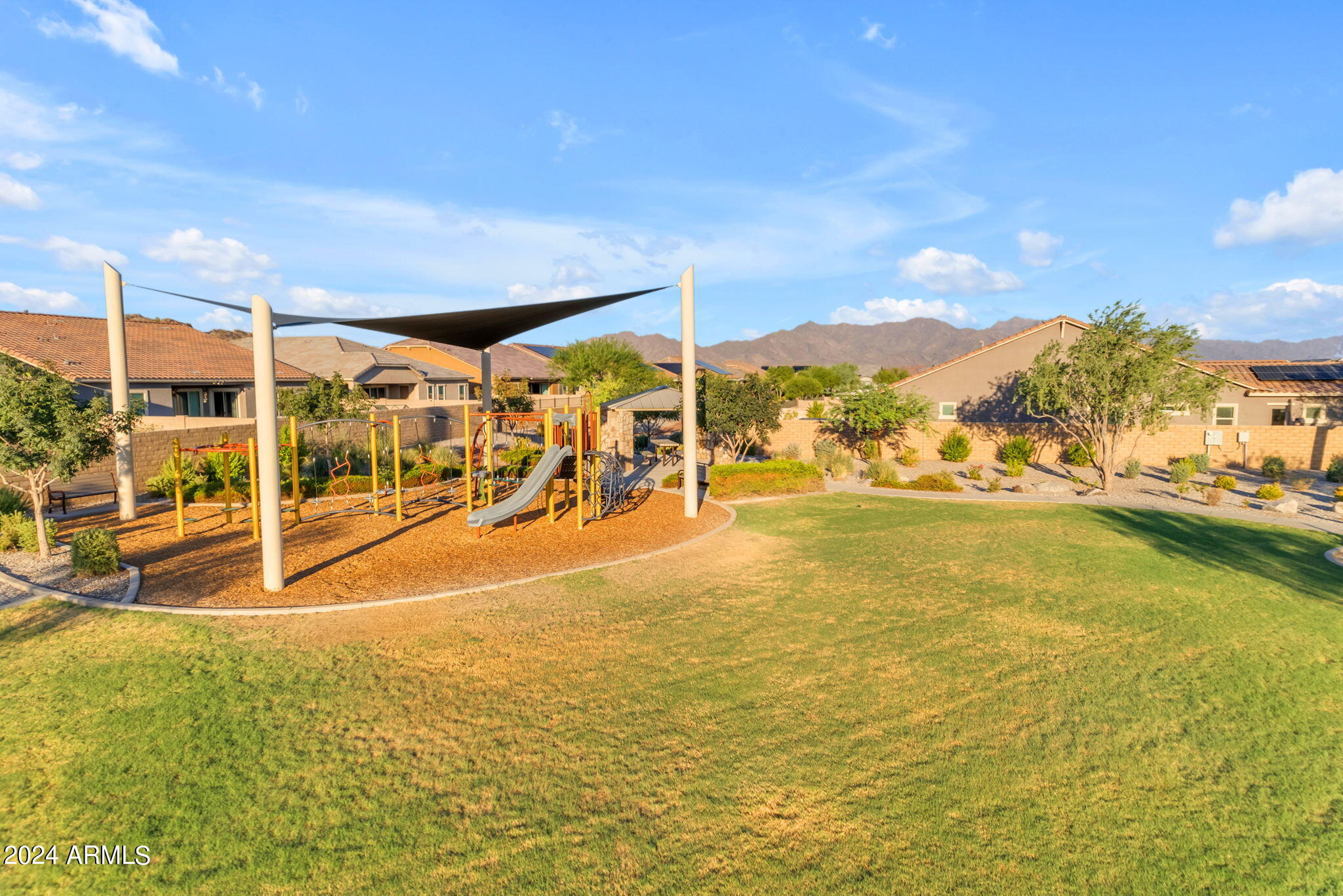 18324 Verdin Road Goodyear, AZ 85338 - Photo 92 of 118 22-web-or-mls-017_a4m_em