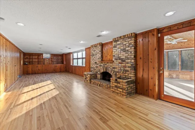 $3,100 | 5528 Merritt Circle, Edina, MN 55436