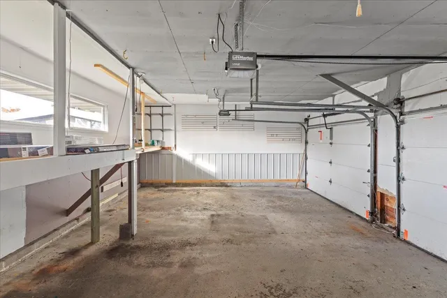 $3,100 | 5528 Merritt Circle, Edina, MN 55436