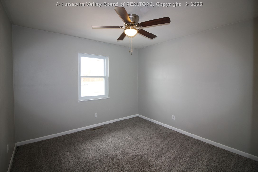 107 Rolling Acres Road Winfield, WV 25213 - Photo 15 of 19 Gallery Image 15