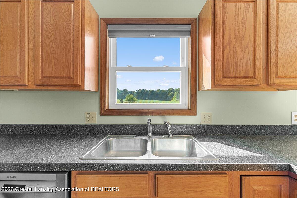 2290 South Meridian Road Ovid, MI 48866 - Photo 17 of 42 14-Media Jett -11