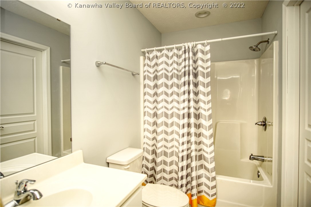 6179 Rocky Step Road Winfield, WV 25213 - Photo 14 of 18 Gallery Image 14