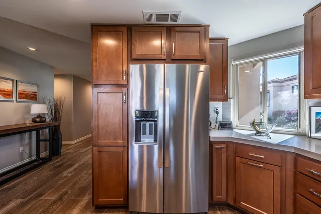 $720,000 | 76130 Honeysuckle Drive, Palm Desert, CA 92211