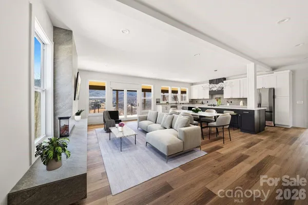 $869,000 | 331 Silent Forest Drive, Canton, NC 28716