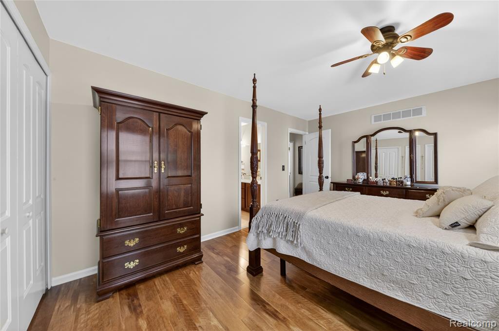 44570 Ridgefield Road Canton, MI 48188 - Photo 21 of 31