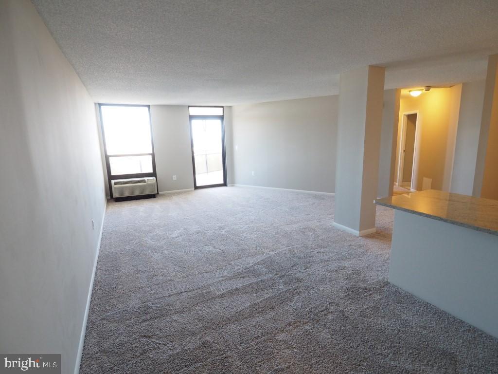 205 East Joppa Road, Unit 2601 Towson, MD 21286 - Photo 3 of 21 Living Area