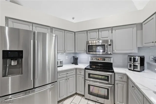 $625,000 | 9718 Caloosa Yacht & Racquet Club Drive, Fort Myers, FL 33919