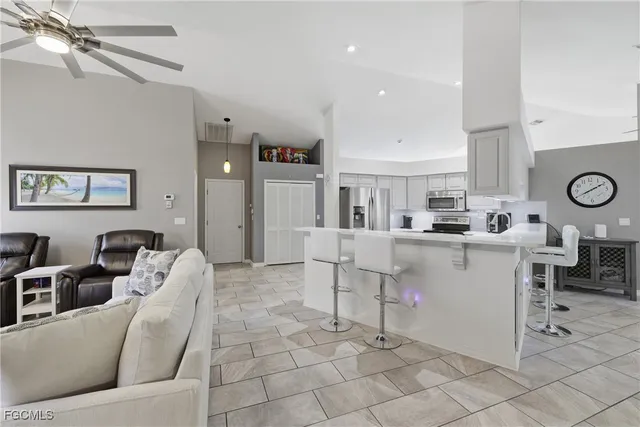 $625,000 | 9718 Caloosa Yacht & Racquet Club Drive, Fort Myers, FL 33919