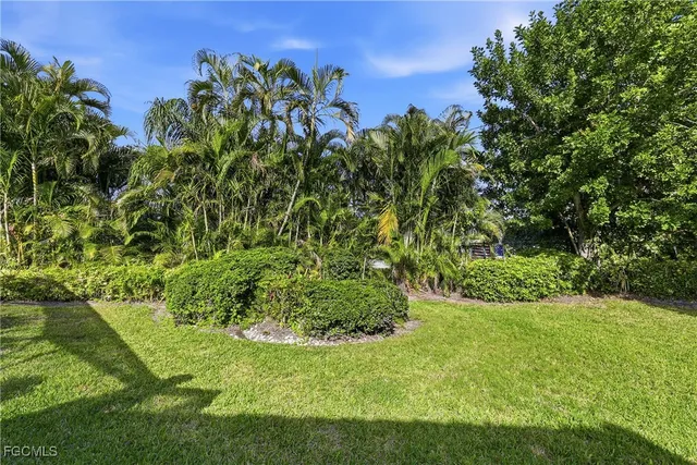$625,000 | 9718 Caloosa Yacht & Racquet Club Drive, Fort Myers, FL 33919